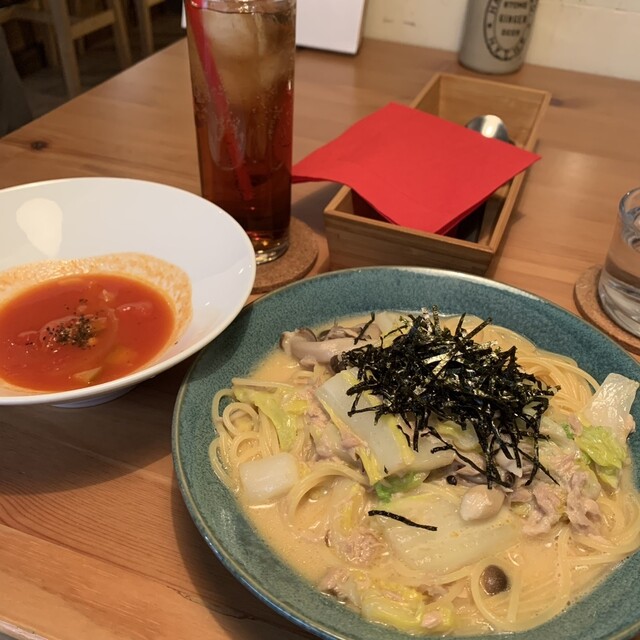 SOU Violet And Claire photo 5