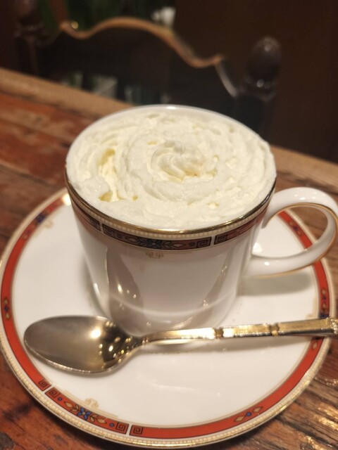 レトロ喫茶 ELLA&LOUIS （エラアンドルイ） - 白山/喫茶店