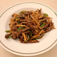 中国飯店 三田店 - 特選ランチの青椒肉絲