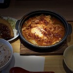 やよい軒 - 料理写真:辛味噌チゲ定食とアジフライ単品