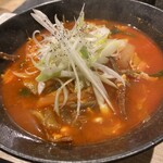 炭火焼肉・ほるもん こち家 - ユッケジャンラーメン！うまい！けど、麺がたぶん袋麺だった！！！ご愛嬌。