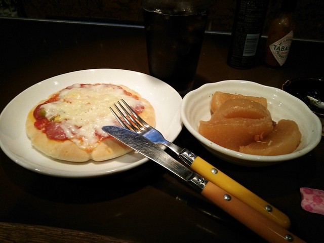 二本松の隠れ家カフェ『シャトル』- 詳細情報と口コミ