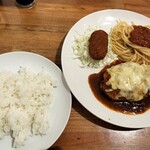 コロンバキッチン - ひき肉カツレツチーズ焼＆クリームコロッケ