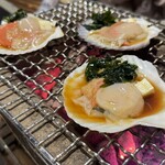 山形番屋 - お通し(ホタテの醤油バター焼き)