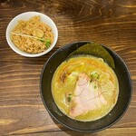 貝ガラ屋 - 