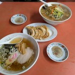 美味 - 料理写真:相方とらーめんランチ♪