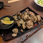 大山どり炭火焼酒場 俺の店 - 