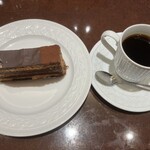 CAFE AUX BACCHANALES - ミルフィーユショコラ コーヒー