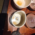 手挽きそば 一心 - 器の底にも、こだわりが見えました！！