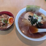 らーめん津軽 - 料理写真:ミニチャーシュー丼、津軽らーめん(煮干し)