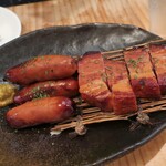 恵風和暢　あっと - ・ベーコンとソーセージその場でくんせい