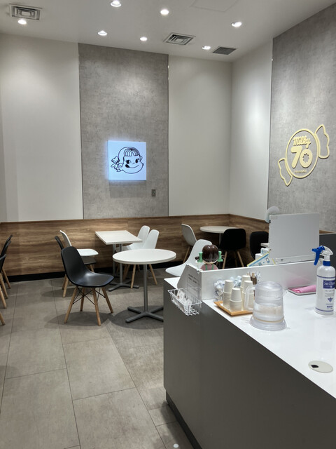 FUJIYA CONFECTIONERY/milky70 since1951 ららぽーと立川立飛店