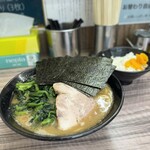 らーめん武蔵家 - ほうれん草ラーメン中+海苔 ¥1,100