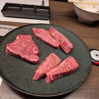 東京食肉市場直送 肉焼屋 D-29 広尾店 - 