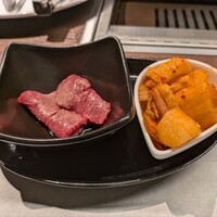 東京食肉市場直送 肉焼屋 D-29 広尾店 - 