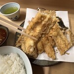 いもや - 穴子　1本を半分にカット