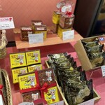 文明堂 - 料理写真:いろいろ売ってます❤︎