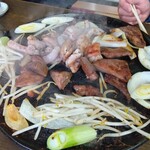 双葉食堂 - 焼いてます