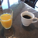 レストラン 桜木 - 珈琲、紅茶、ジュースは、セルフでお好きなだけ　ど～ぞ(*^_^*)