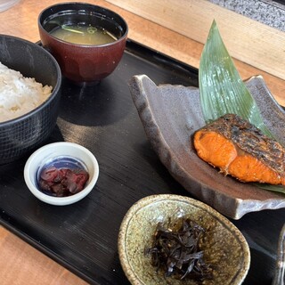 炭火焼定食 すみか亭_1