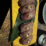 ブランド肉と旬の鮮魚と古酒の店 秀 - 