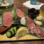 ブランド肉と旬の鮮魚と古酒の店 秀 - 