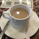 インド料理 パリワル - 香りがすごい単品注文のチャイに比べて、セットメニューのチャイは香りが控えめですが、さっぱりといただけるという良さがあります♪