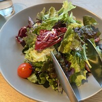 Osteria IL VIAGGIO - ミックス・グリーンサラダ