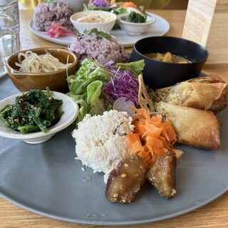 トナリガカワ_1