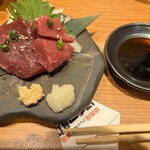 にくの助 - 馬刺し