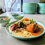 スパイスカレー モクロミ - ポークプレート他カレー2種