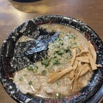 無鉄砲  - こってり　麺カタ　デキコテ　　全部多めはネギ、メンマ、海苔が少し多くなる　