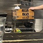 中華そば しながわ - 麺箱、「BASSO」って書いてありました。