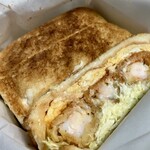 コンパル 栄東店 - 一切れひっくり返してみました。