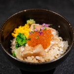 토리사토 - 닭가슴살 치라시 덮밥