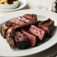 ポーターハウスステーキ（骨付き）800g￥24000／1200ｇ￥29000