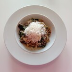 M8 - 国産牛スジ肉のボロネーゼ