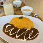 森の芽ぶき たまご舎 - 産みたて卵のとろけるデミグラスソースのオムライス Mサイズ