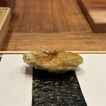 天婦羅 みやしろ - 【真牡蠣の海苔巻き】