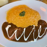 森の芽ぶき たまご舎 - 産みたて卵のとろけるデミグラスソースのオムライス Mサイズ