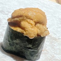 銀座 鮨 魯久 - 橘水産のまるひろ。ムラサキウニです