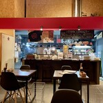 Cafe ジビエ工業 - カウンターを臨む