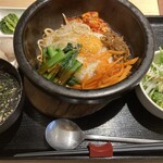 梅田韓国料理と二色鍋 かん菜 - 
