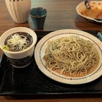 十割蕎麦 鴨料理 ならや - 黒粗挽き蕎麦　¥1,100