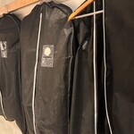 焼肉うちだ - においが付かないように、上着入れ。