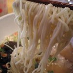 らぁ麺　師子王 - 低加水細麺