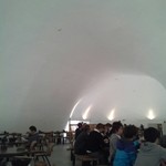 店内も飲食店とは思えない独特な空間です。