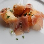 MAIN DINING by THE HOUSE OF PACIFIC - サンダニエーレ産　生ハムとニョッコフリット