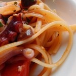 MAIN DINING by THE HOUSE OF PACIFIC - 明石蛸とアオリイカのプッタネスカ　リングイネ