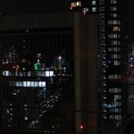 MAIN DINING by THE HOUSE OF PACIFIC - 窓に映った虚像